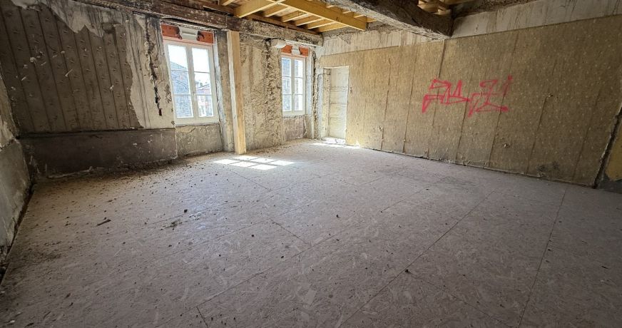 vente Appartement à rénover Lagnieu