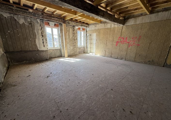 à vendre Appartement à rénover Lagnieu