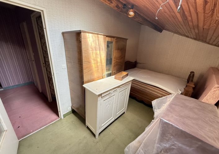 à vendre Maison à rénover Boyeux Saint Jerome