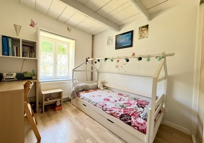 à vendre Maison de campagne Boyeux Saint Jerome
