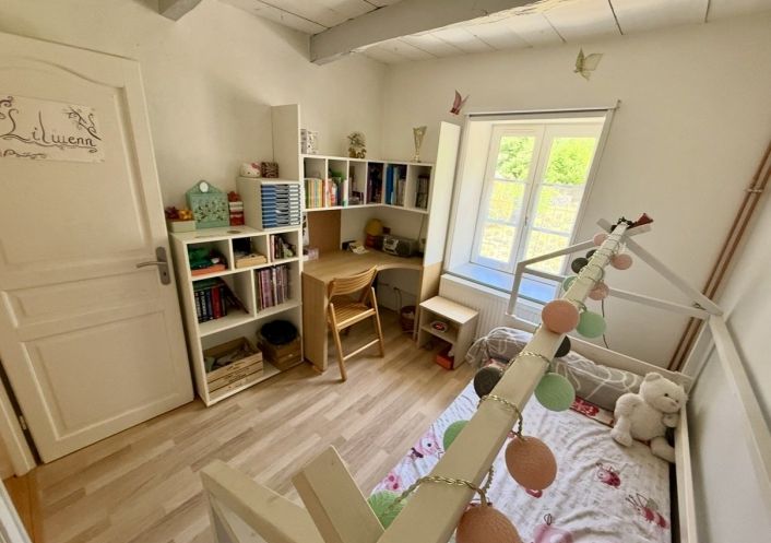 à vendre Maison de campagne Boyeux Saint Jerome