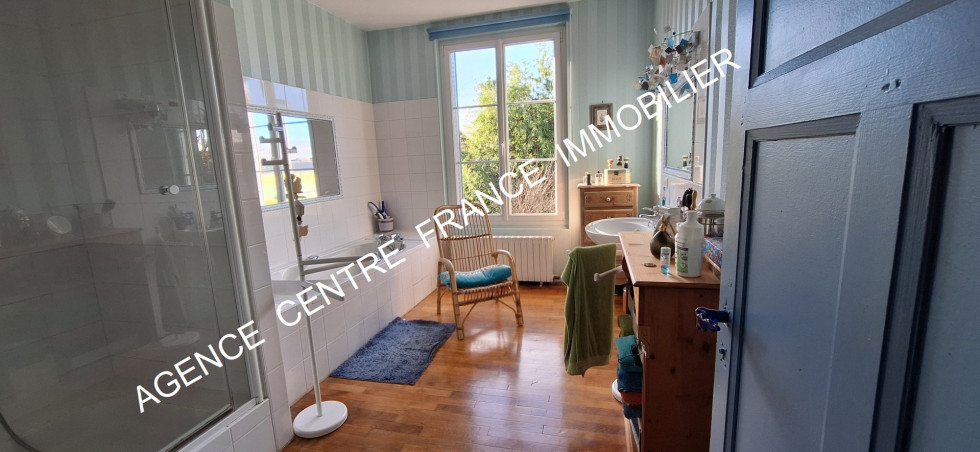 vente Propriété Farges En Septaine - Photo 6