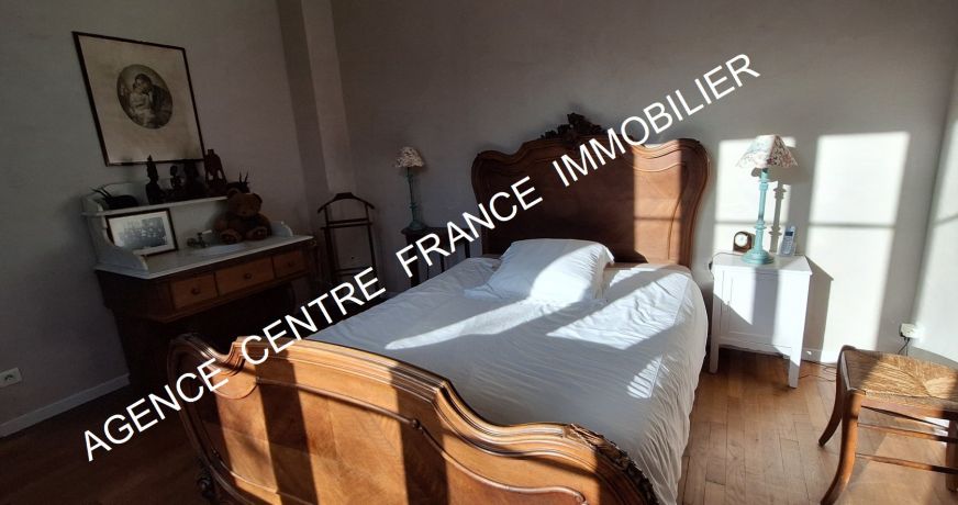 vente Propriété Farges En Septaine