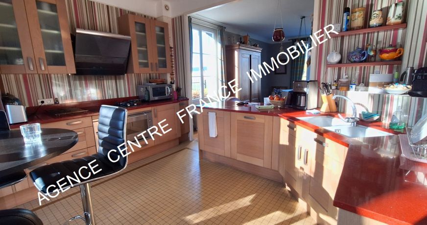 vente Propriété Farges En Septaine