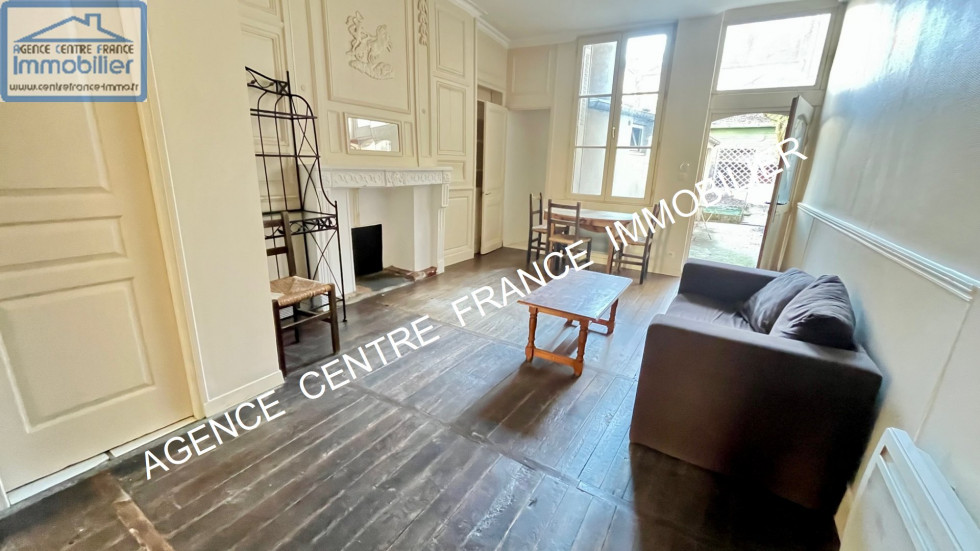vente Immeuble de rapport Bourges - Photo 1