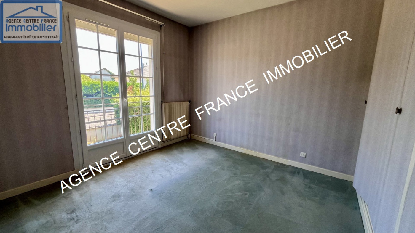 for sale Maison La Chapelle Saint Ursin - Photo 7