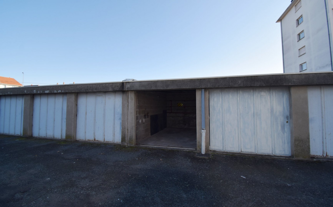 vente Garage Vichy - Photo 2