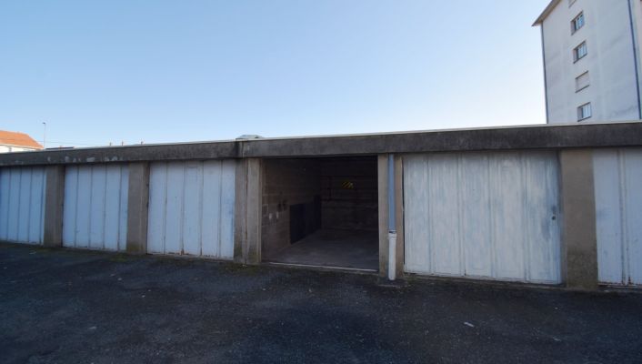 vente Garage Vichy