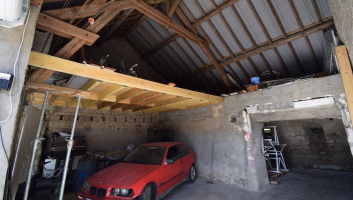 vente Entrepot Creuzier Le Vieux