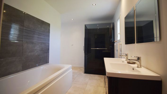 vente Maison Saint Clement De Regnat