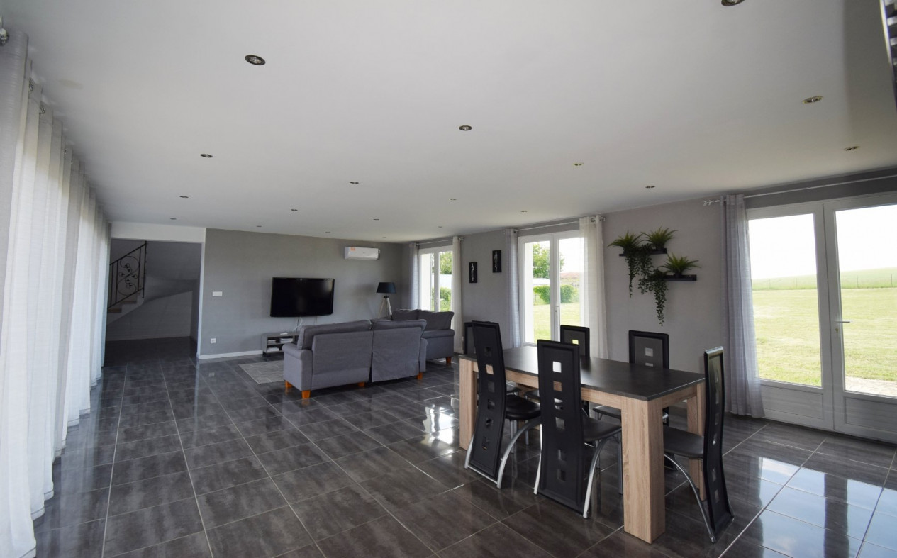 vente Maison Saint Clement De Regnat - Photo 6