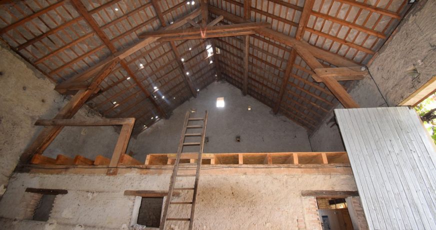 vente Grange Cusset