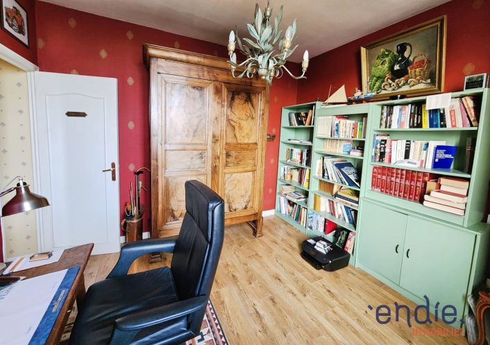 à vendre Maison bourgeoise Montaigut En Combraille