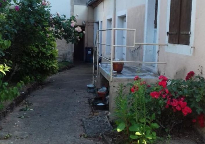 à vendre Maison individuelle Cosne D'allier
