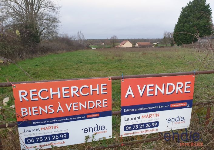 à vendre Terrain constructible Saint Plaisir