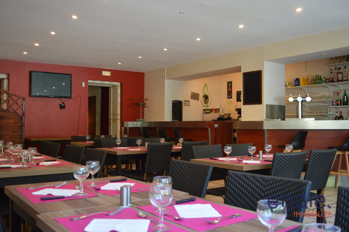 à vendre Restaurant Charentay - Photo 1