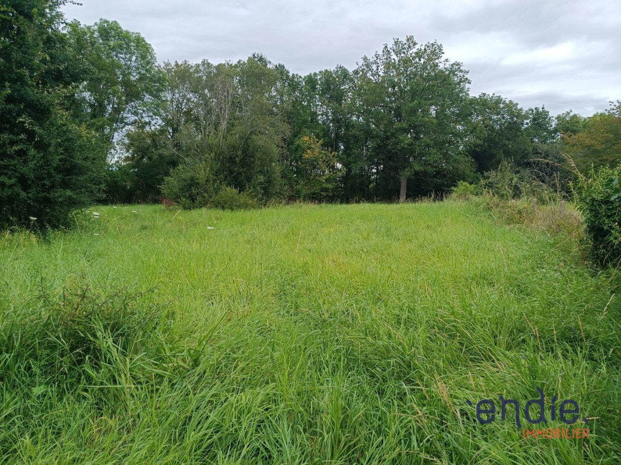 à vendre Terrain constructible Domerat - Photo 1