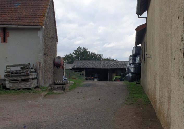 vente Corps de ferme Arpheuilles Saint Priest