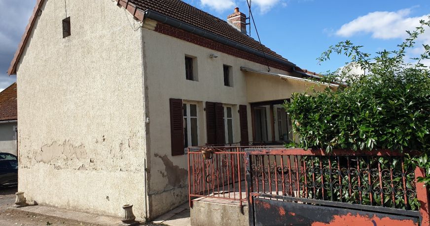 vente Corps de ferme Arpheuilles Saint Priest