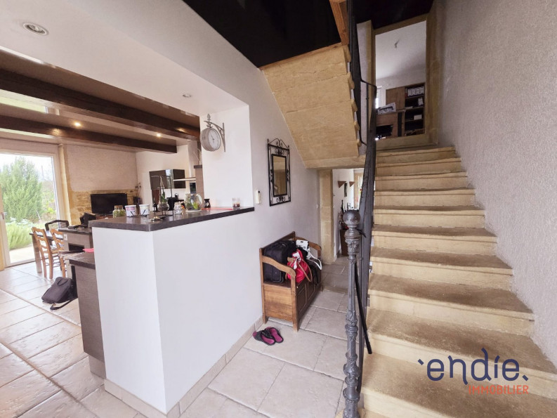 vente Maison Pouilly Sous Charlieu - Photo 4