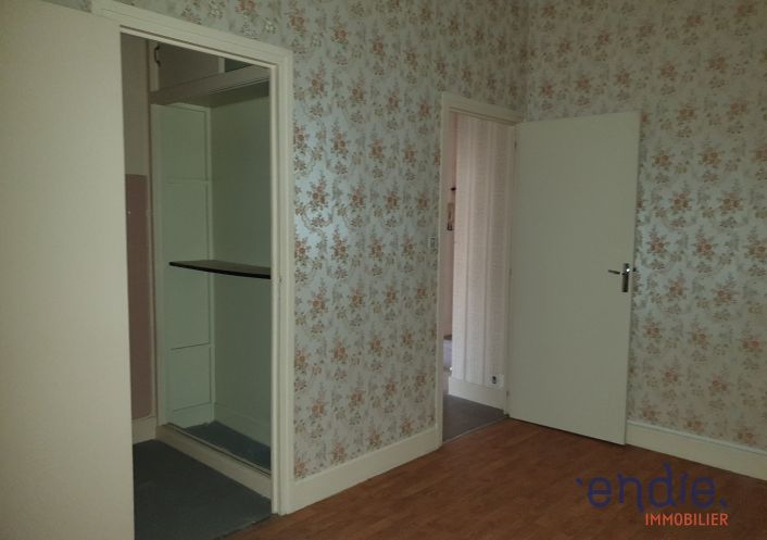 vente Immeuble de rapport Neris Les Bains