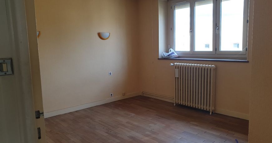 vente Immeuble de rapport Neris Les Bains