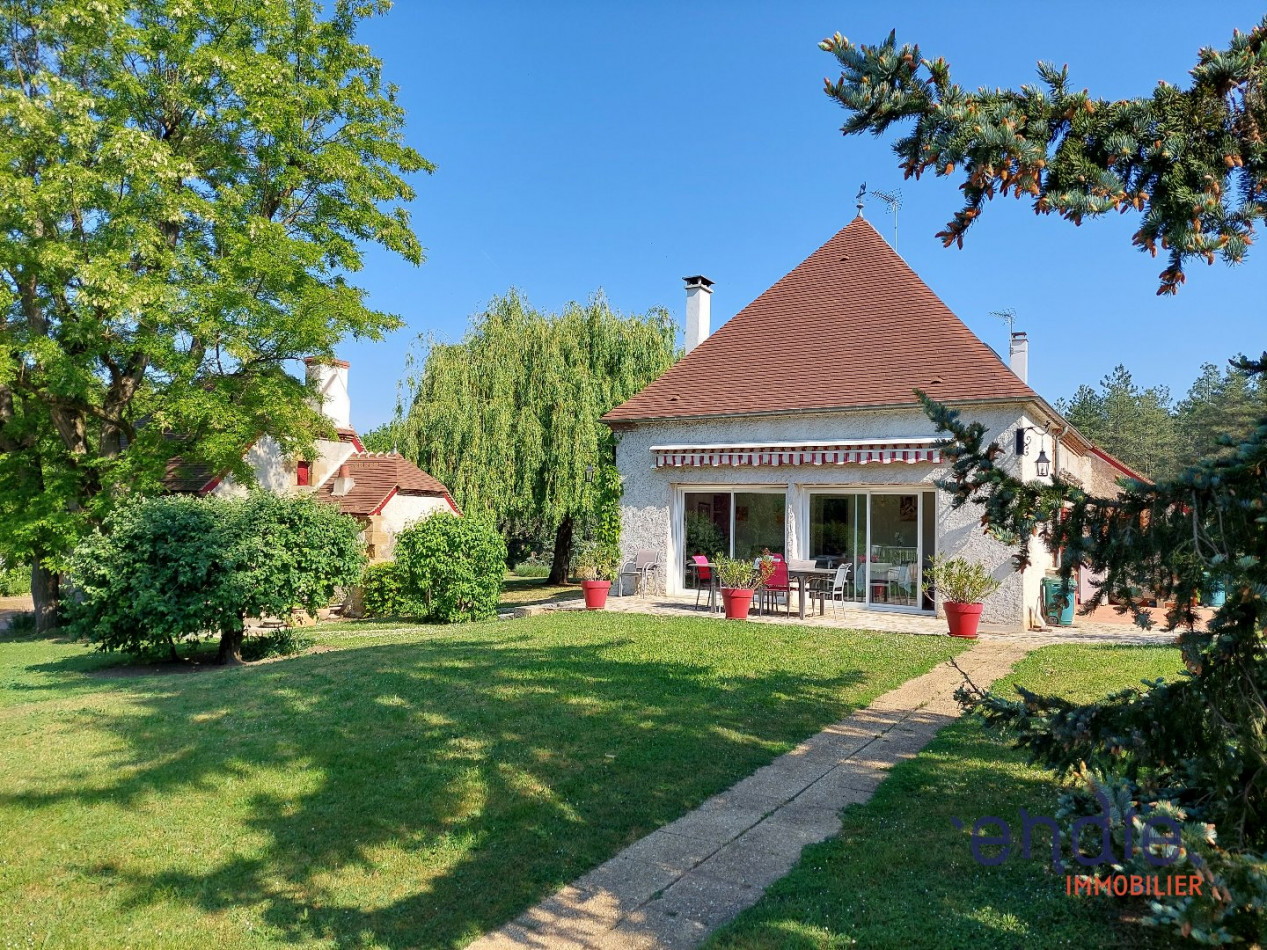 à vendre Maison de caractère Toulon Sur Allier - Photo 1