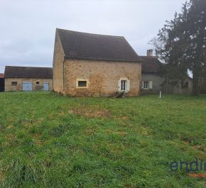 à vendre Lurcy Levis