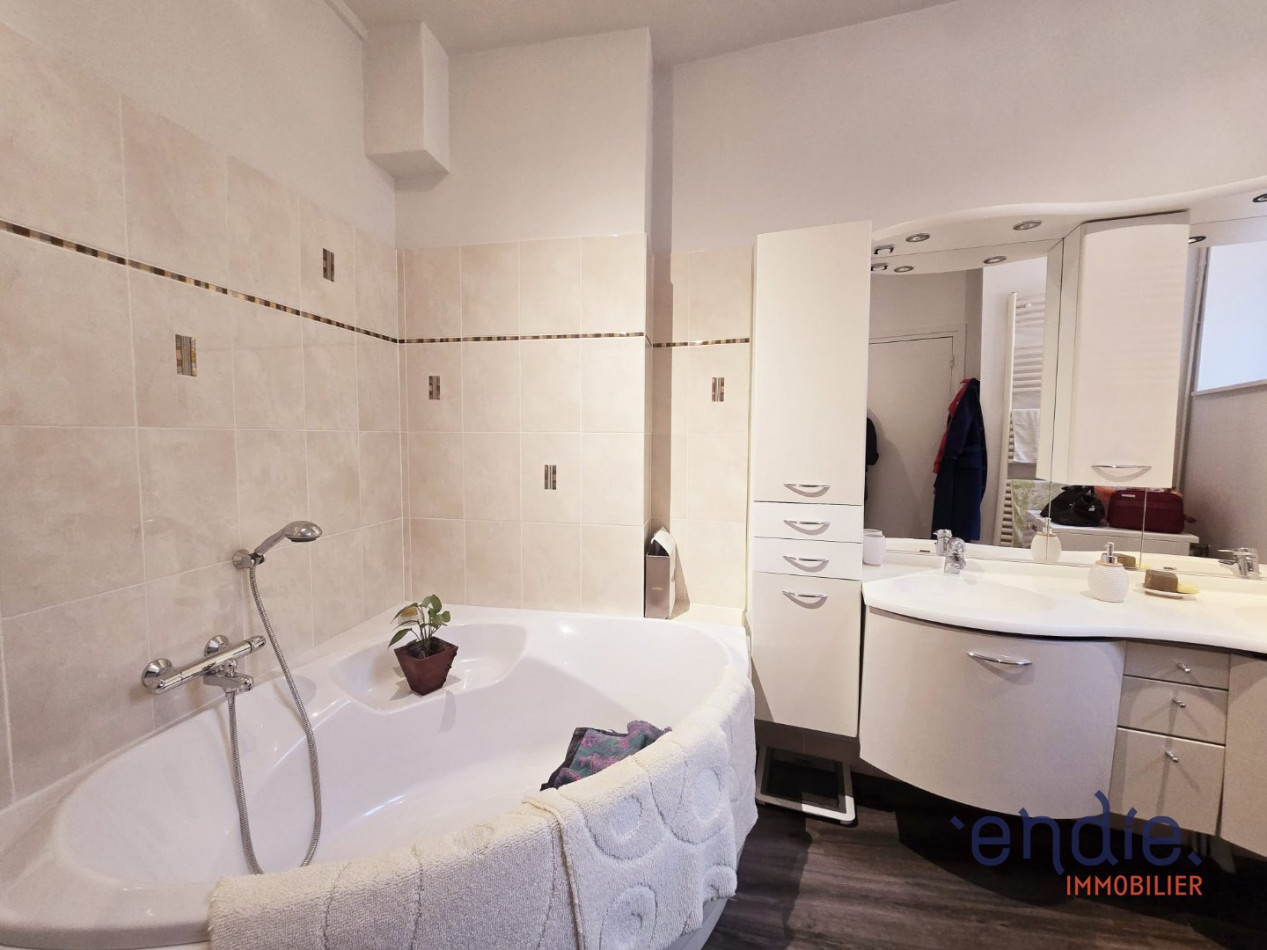 vente Maison de ville Thiers - Photo 8