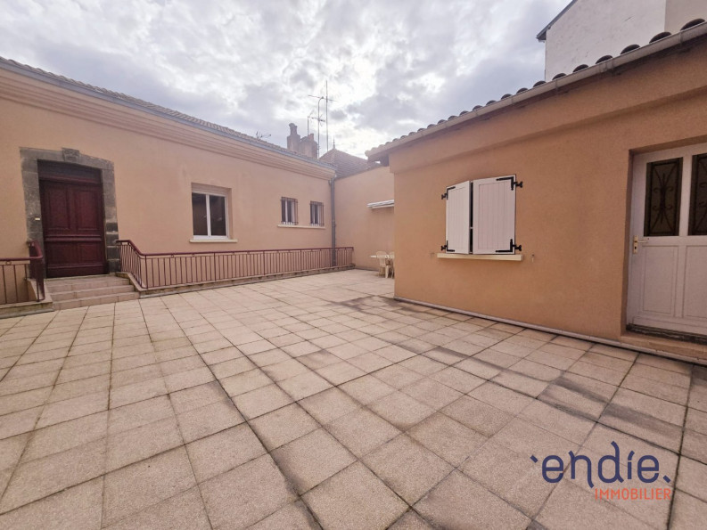 vente Maison de ville Thiers - Photo 1