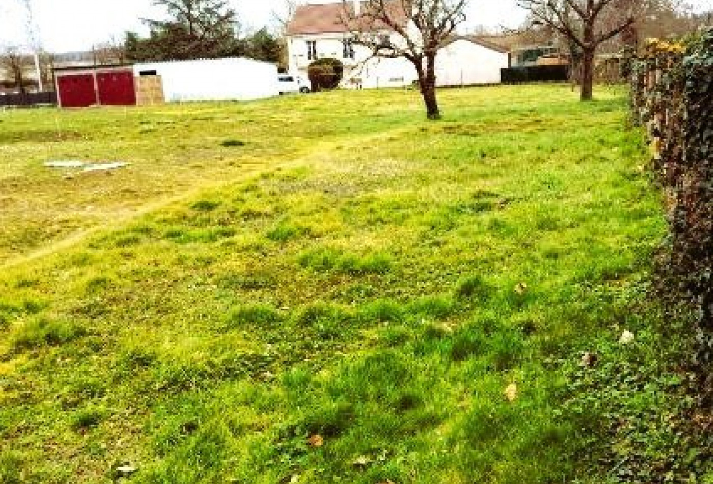 vente Terrain Lusigny - Photo 1