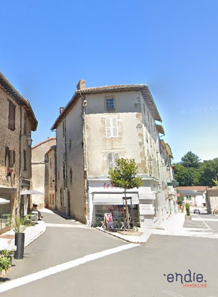 vente Maison Rochechouart - Photo 1