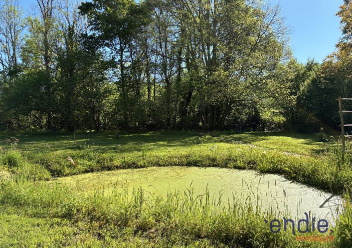 à vendre Terrain constructible Lacommande