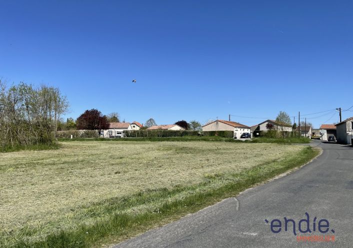 à vendre Terrain constructible Coussay