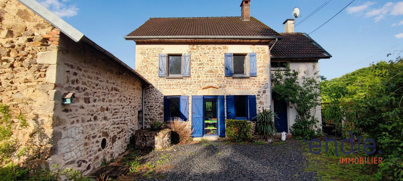 à vendre Maison de caractère Arronnes - Photo 1