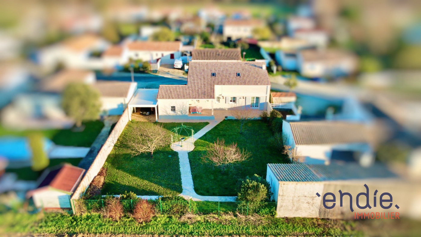 vente Maison Surgeres - Photo 1