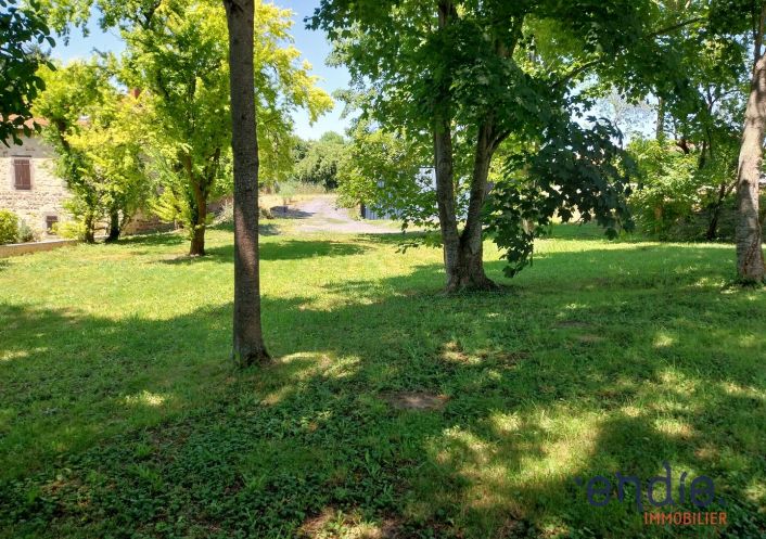 à vendre Terrain Clemensat