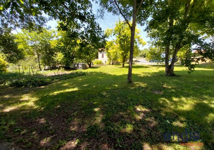 à vendre Terrain Clemensat