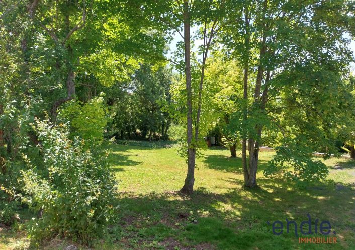 à vendre Terrain Clemensat