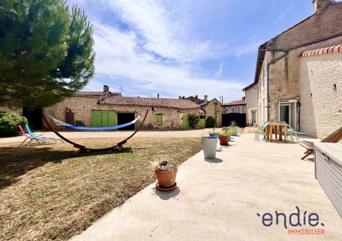 à vendre Maison Neuville De Poitou