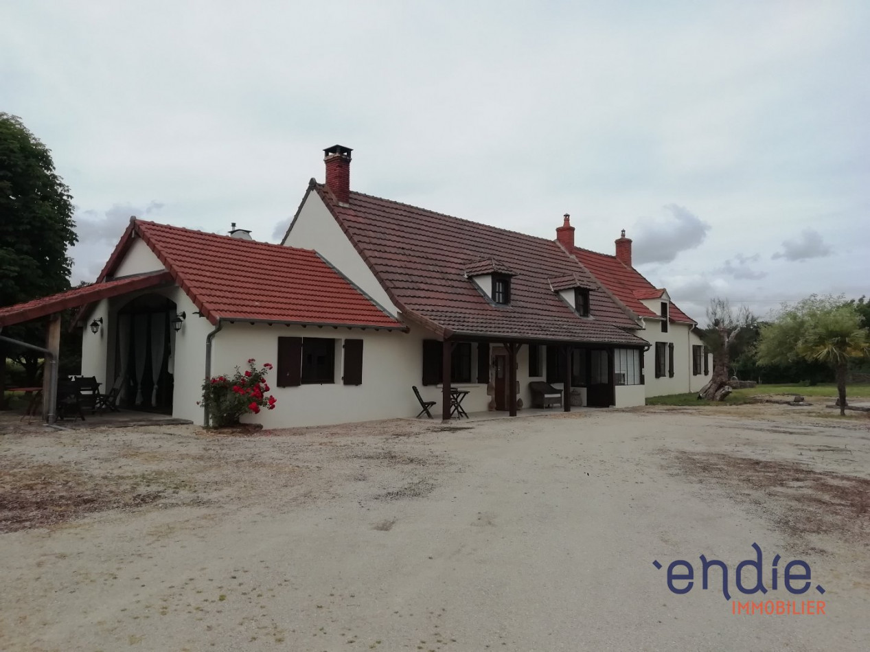 vente Corps de ferme Sancoins - Photo 2