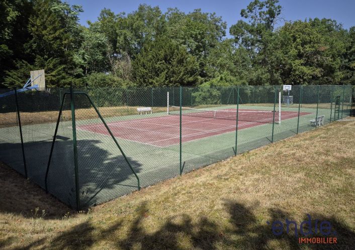 à vendre Château Lurcy Levis