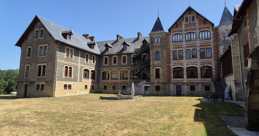 vente Château Lurcy Levis