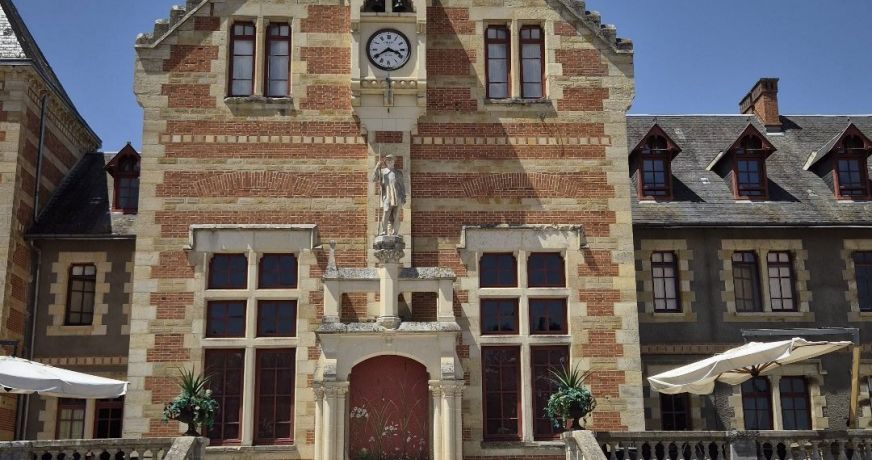 vente Château Lurcy Levis