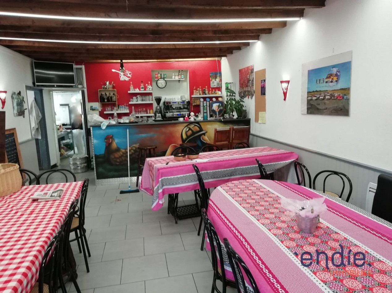 vente Immeuble de rapport Sancoins - Photo 2