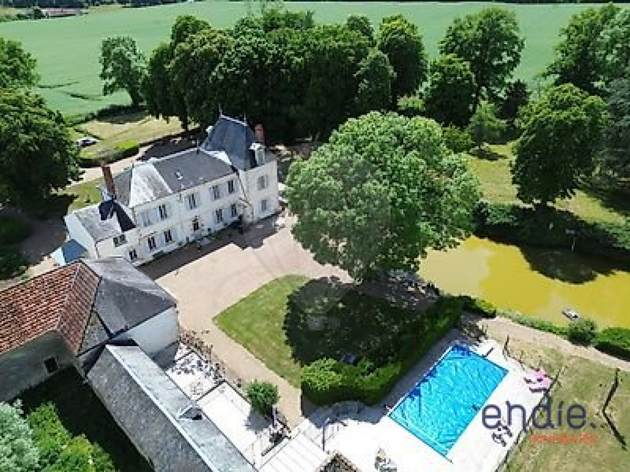 à vendre Château Varennes Vauzelles - Photo 1