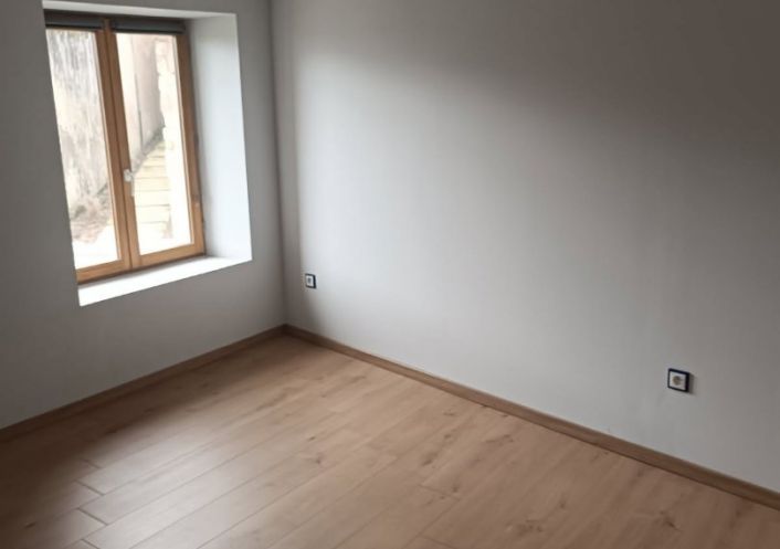 à vendre Immeuble de rapport Rochechouart