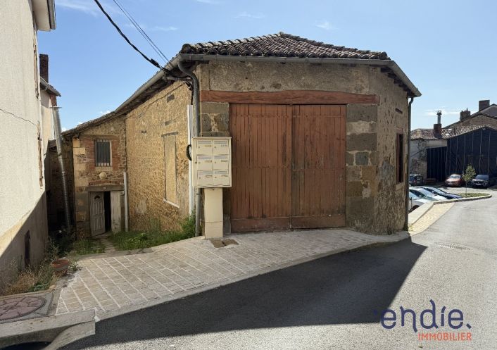 à vendre Immeuble de rapport Rochechouart