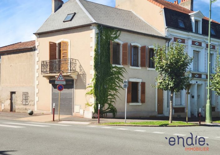à vendre Immeuble à rénover Commentry