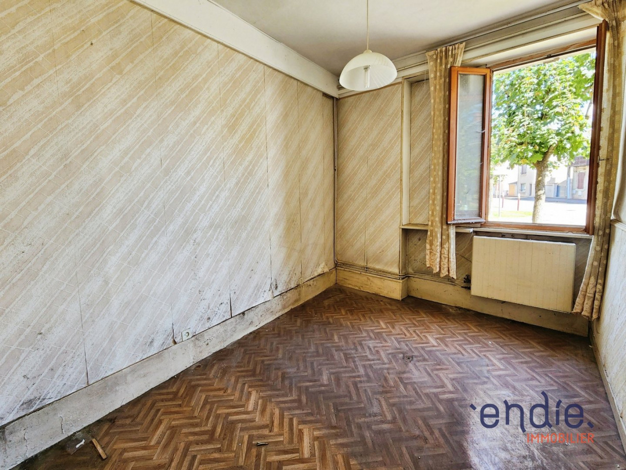 vente Immeuble à rénover Commentry - Photo 8